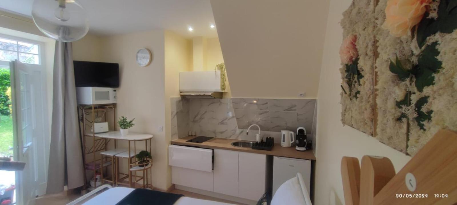 Le Cocoon Dore Poitiers Ngoại thất bức ảnh