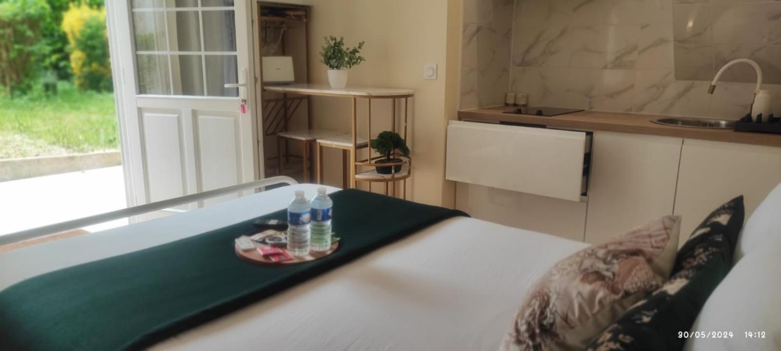 Le Cocoon Dore Poitiers Ngoại thất bức ảnh