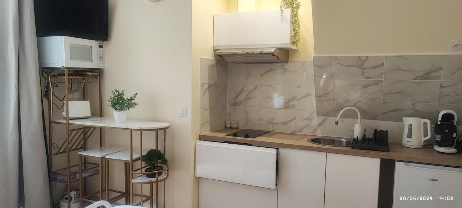 Le Cocoon Dore Poitiers Ngoại thất bức ảnh